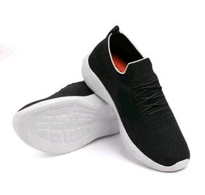 Comfortable Black Slip-on Sneakers