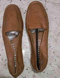 Mousse & Cloud Loafers