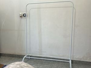 Cloth Stand