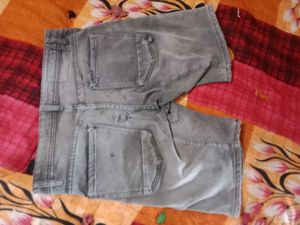 Half Jeans