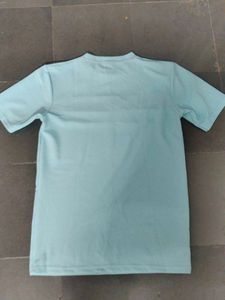 Calvin Klein Men&#39;s T-Shirt
