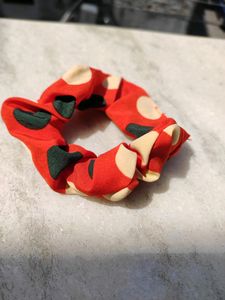 Set Of 4 Scrunchies