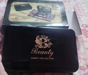 NEW Makeup Box( Original Price 1300rs)