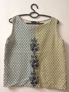 Sleeveless Patterned Top