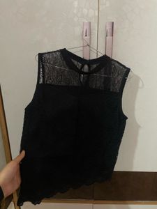 Black Lace Sleeveless Top