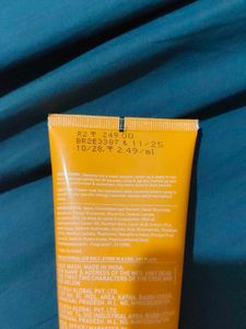Dot &amp; Key Mango Detan Face Wash