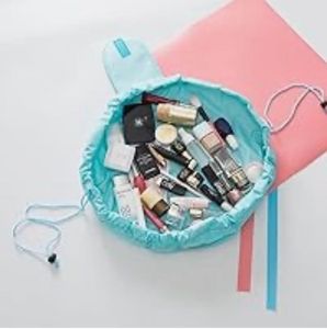 Women&#39;s Convenient and Waterproof Toiletry Bag