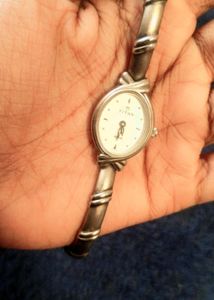 Titan Watches For Women&#39;s (Bracelet Watch)