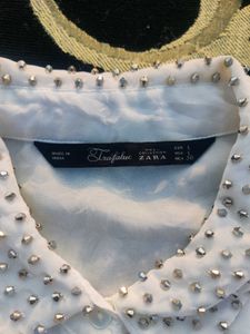 ZARA DIAMOND COLLAR SHIRT/TOP