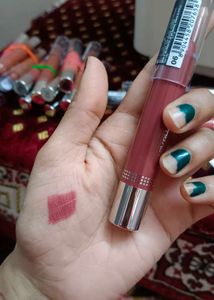 Nude Lipcrayon Lipsticks 💄