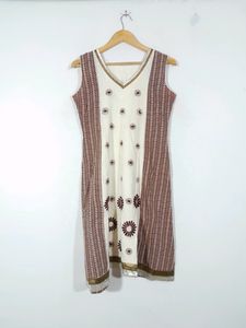 White &amp; Maroon  Kurta Sets(Womens)
