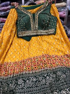🔥 Haldi-Mahendi Designer Lahenga 🔥