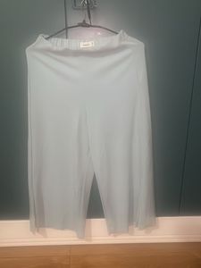 Light Blue Capri