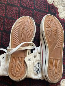 Max Converse Shoes