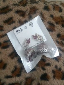 Exclusive Earing