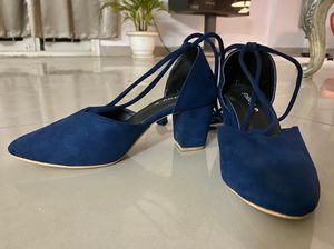 Lovely Blue Heels 😍