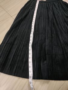 📍SALE📍VELVET SKIRT🎀