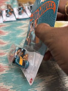 HOT WHEELS TOONED TWIN MILL ANNIVERSARY IMPORTED