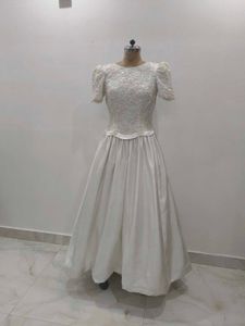 Elegant Wedding Gown