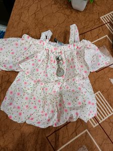 Brand New Cod Set For Babygirl Size 9 To 12 Month