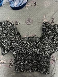 blouse crop top