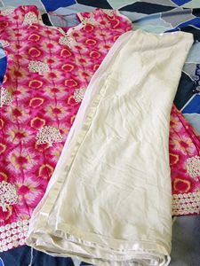 Pink Floral chikankari kurta with white dupatta