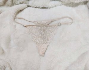 Beige Lace Thong 🎀