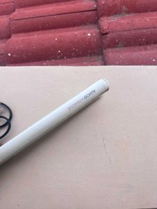 Almost famous hair straightener