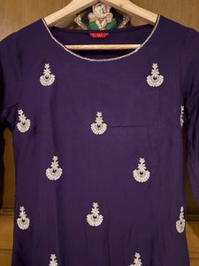 W Kurta Embellished Design