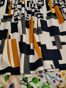 I am selling midi dress