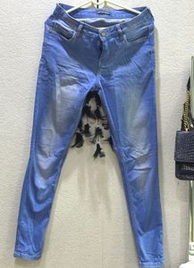 👖LIGHT BLUE SKINNY JEANS👖
