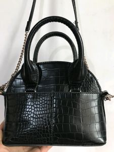 Zara Sling Bag