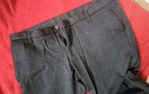 Endicott Checked Black Pant🫧🖤🛍️