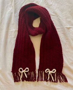 mikasa Burgundy Knitted Scarf