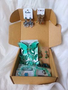 THE ETHNIC BUNDLE HAMPER
