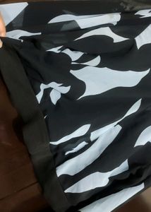 Black &amp; Grey Printed Crop Top For 36 Bust