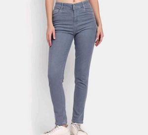 New with Tags Grey Denim Jeans 28 Waist