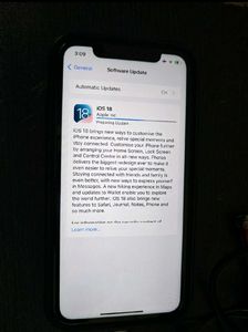 Apple iPhone XR (Limited Red)