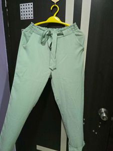 Solid Trouser With Tie Up