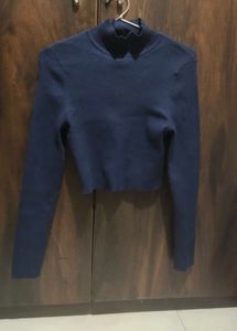 Stylish H&amp;M Navy Blue Sweater Crop Top👗✨