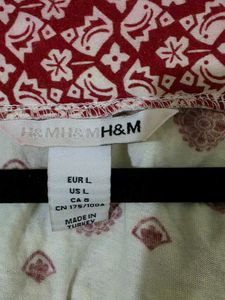 H&amp;M Red and White Top Square Neck L