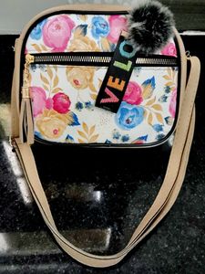 Luxury Sling Bag🥰✨