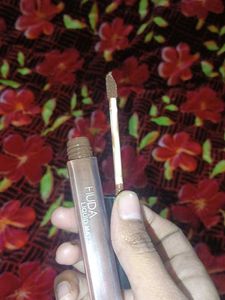 Huda Beauty Chocolate Gloss