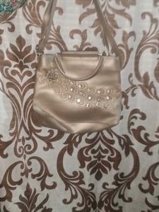 Elegant Gold Crossbody Bag