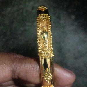 Gold-Plated Bangle (Singlebangle)