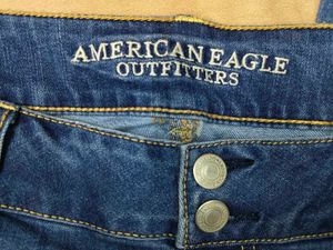 👖 American Eagle "Artist" Flare Jeans