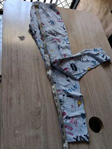 Used cute Graphic Print Girls Leggings
