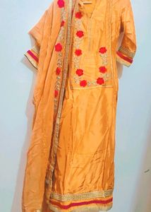 Beautiful Musturd Suit With Dupatta 32 Bust