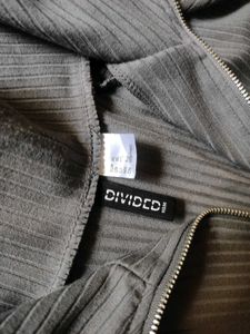 H&amp;M Grey Ribbed Dress
