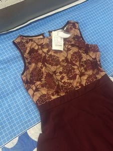 Miss Chase Lace Dress - XS